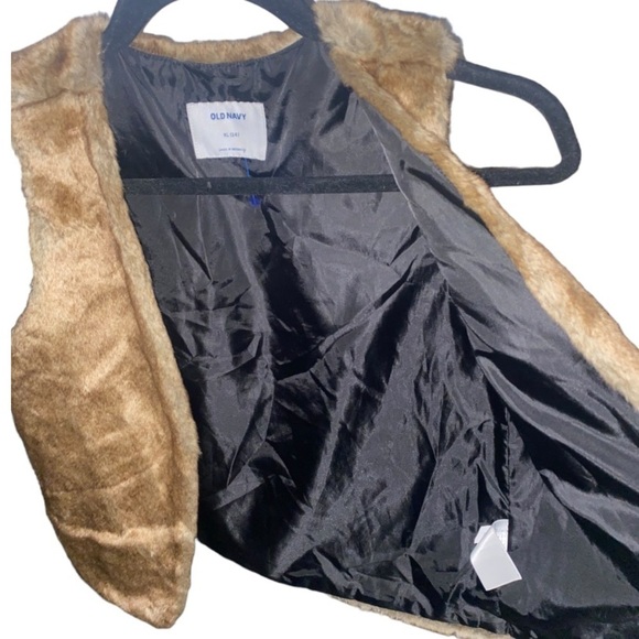 OLD Navy Kids Faux Fur Cozy Winter Vest Open Front in Tan Brown Size XL (14) - Picture 3 of 8